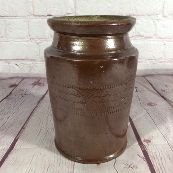 Vintage Handmade Salt Glazed Incised Pottery Crock - Picture 3 of 8